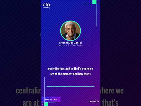 Blockchain’s Battle: Decentralization vs. Centralization #shorts #cfoinsights  #cfoweekly