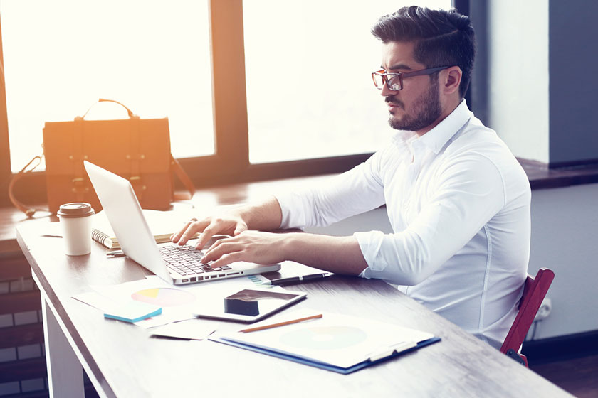 Finance Manager measuring impact of burnout in the workplace