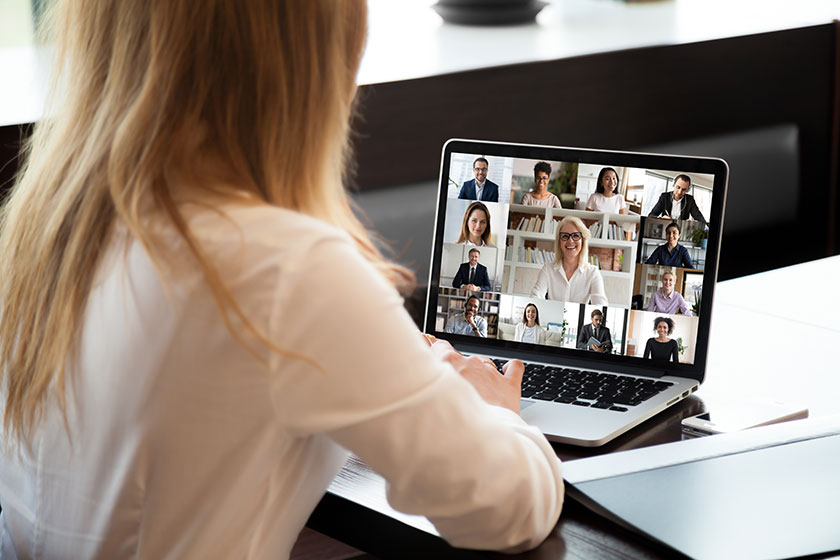 picture depicting real-time communication with outsourcing company