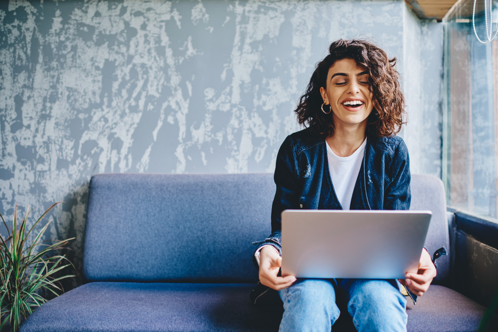 gen z girl in the accounting industry